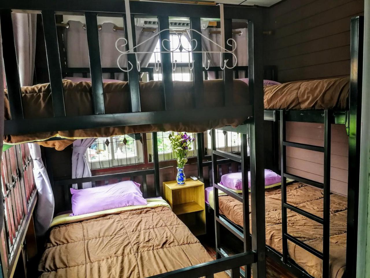 Champion Hostel 2 (Adults Only) Chiang Mai Eksteriør bilde