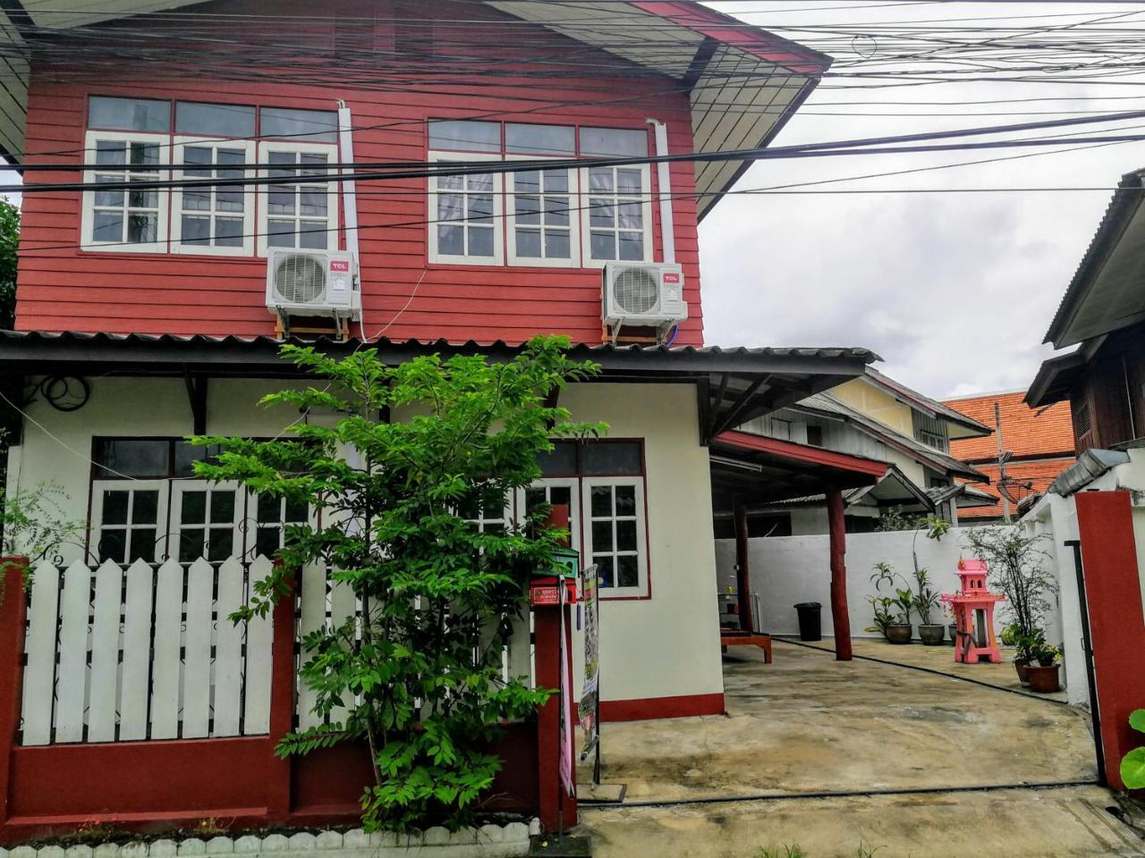 Champion Hostel 2 (Adults Only) Chiang Mai Eksteriør bilde